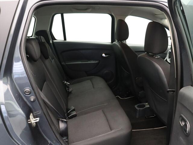 Dacia LOGAN MCV TCe 90pk Laureate | Dealer onderhouden | Cruise control | Airco | Navigatie |