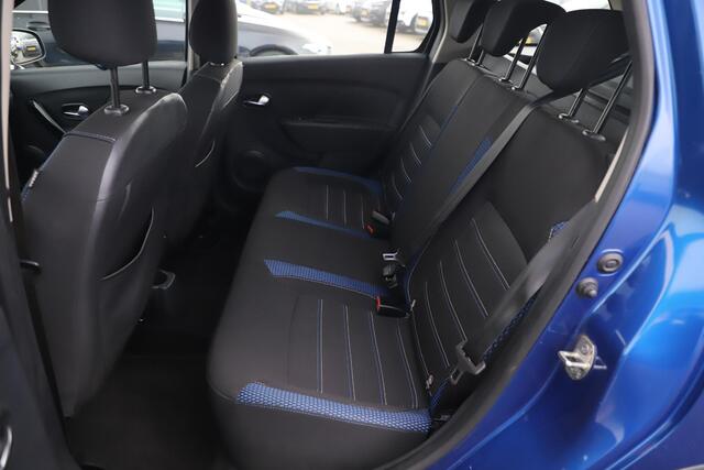 Dacia LOGAN MCV 1.0 TCe Bi-Fuel Stepway Serie Limitee 15th Anniv. 101PK Navigatie Achteruitrijcamera Carplay Android Climate Cruise Control Rijstrooksensor Parkeersensor