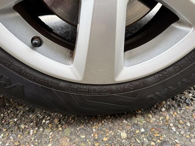 Dacia LOGAN MCV 0.9 TCe Laureate