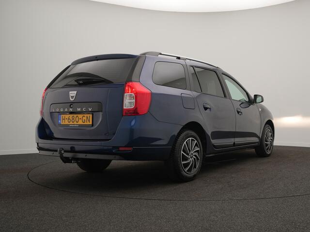 Dacia LOGAN MCV TCe 90 Laureate - RIJKLAARPRIJS - All Seasonbanden - Achteruitrijcamera - Cruise Control - Stoelverwarming - Trekhaak - Dealeronderhouden