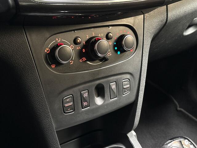 Dacia LOGAN MCV 0.9 TCe Sport Automaat (NAVIGATIE, CAMERA, NAP, PARKEERSENSOREN, SPORTSTOELEN, LM VELGEN, BLUETOOTH, CRUISE, NIEUWSTAAT)