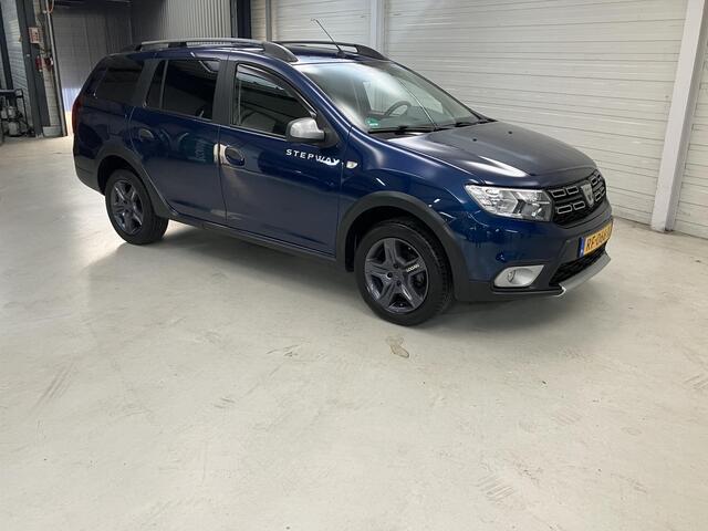 Dacia LOGAN MCV 0.9 TCe Stepway / Nederlandse Auto / Dealer Onderhouden / Trekhaak 1100 KG / Camera / Navigatie / Cruise Control / Airco /