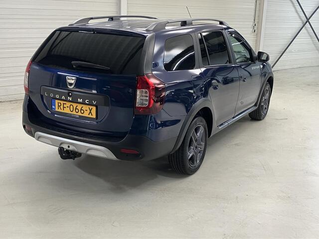 Dacia LOGAN MCV 0.9 TCe Stepway / Nederlandse Auto / Dealer Onderhouden / Trekhaak 1100 KG / Camera / Navigatie / Cruise Control / Airco /