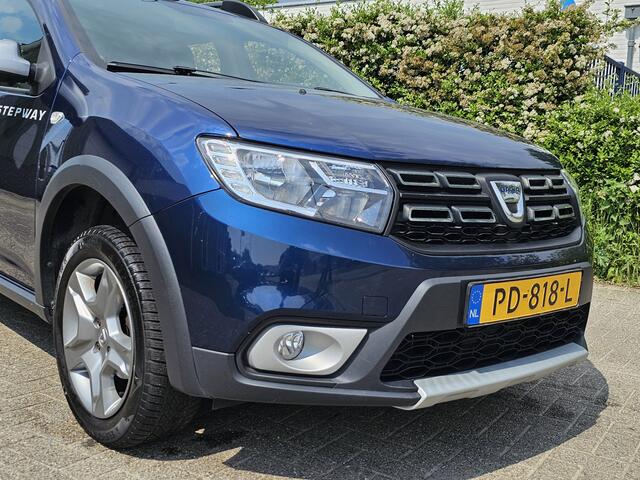 Dacia SANDERO 0.9 TCe SL Stepway AUT! 1e Eig! Camera! Trekhaak! Zondag OPEN!
