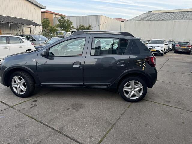 Dacia SANDERO 0.9 TCe Bi-Fuel Stepway Lauréate