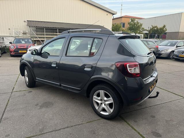 Dacia SANDERO 0.9 TCe Bi-Fuel Stepway Lauréate