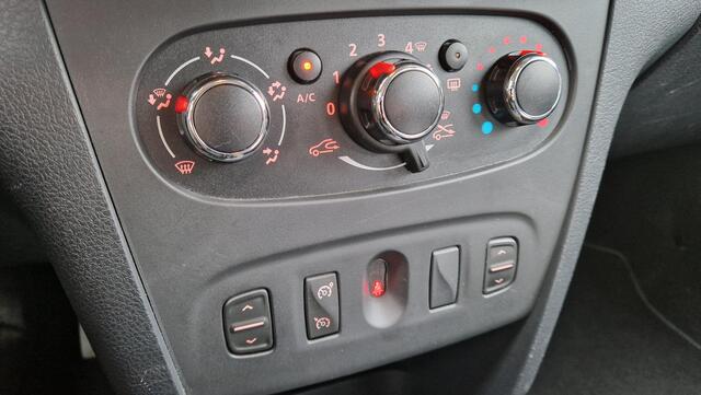 Dacia SANDERO 0.9 TCe 10th Anniversary