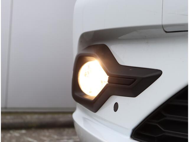Dacia SANDERO 1.0 TCe 90 | Navi by app | Keyless | LED | Climate control