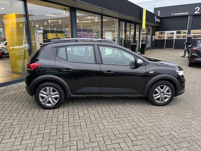 Dacia SANDERO Stepway 1.0 TCe 100 ECO-G Expression PARKEERSENSOREN ACHTER / LICHTMETALEN VELGEN / HANDGESCHAKKELD / AIRCO