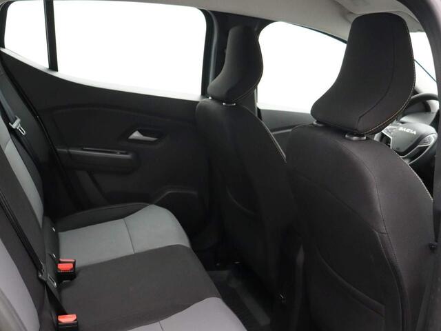 Dacia SANDERO Stepway 1.1 TCe 110pk Extreme | Parkeersensoren voor/achter | Blind spot warning | Navigatie |