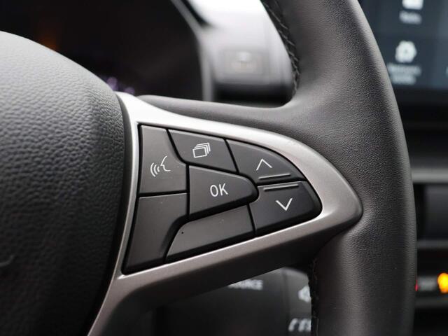 Dacia SANDERO Stepway 1.1 TCe 110pk Extreme | Parkeersensoren voor/achter | Blind spot warning | Navigatie |