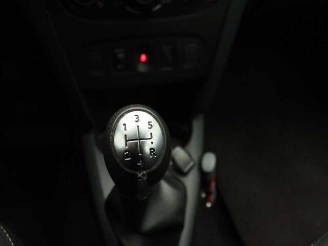 Dacia SANDERO SCe 70 Lauréate | Airco | Cruise Control met snelheidsbegrenzer | Middenarmsteun vóór | Met leder bekleed stuurwiel |
