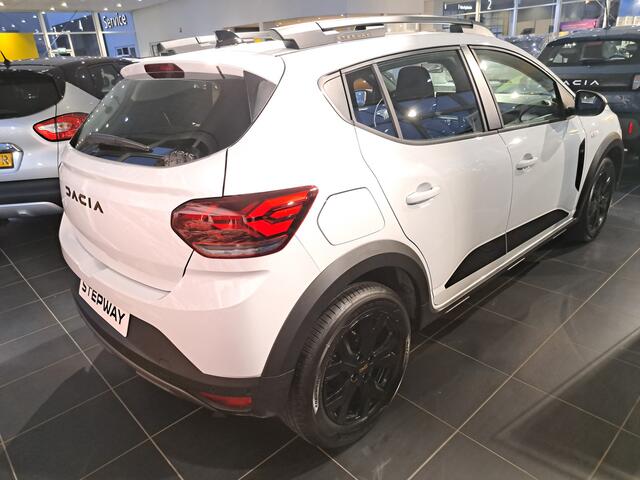 Dacia SANDERO Stepway 1.1 TCe 110 Extreme | Navigatie | Dode Hoek melding | Camera | Sensoren | Climat Control | UIT VOORRAAD LEVERBAAR ! |