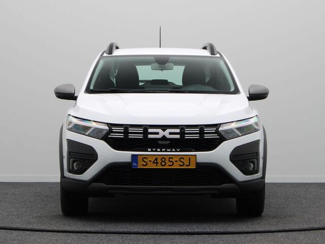 Dacia SANDERO Stepway TCe 100pk ECO-G Expression | Achteruitrijcamera | Parkeersensoren voor en achter | Dodehoek detectie |