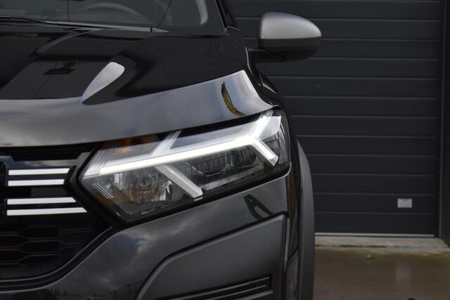 Dacia SANDERO Stepway TCe 90 Comfort | AUTOMAAT | CAMERA | NAVI | CRUISE CONTROL | CLIMATE CONTROL | PDC | LMV