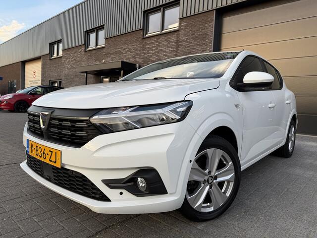 Dacia SANDERO 1.0 TCe 100 Bi-Fuel Essential | 1E EIGENAAR | 12MND GARANTIE | LPG | NAVI | LED | DAB | CARPLAY |