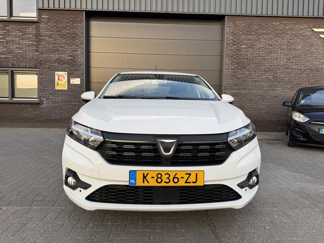 Dacia SANDERO 1.0 TCe 100 Bi-Fuel Essential | 1E EIGENAAR | 12MND GARANTIE | LPG | NAVI | LED | DAB | CARPLAY |