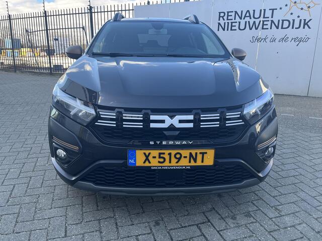Dacia SANDERO Stepway 1.0 TCe 100 ECO-G Extreme / CAMERA / TREKHAAK / LPG3 / SCHUIFDAK / PARKEERSENSOREN VOOR EN ACHTER