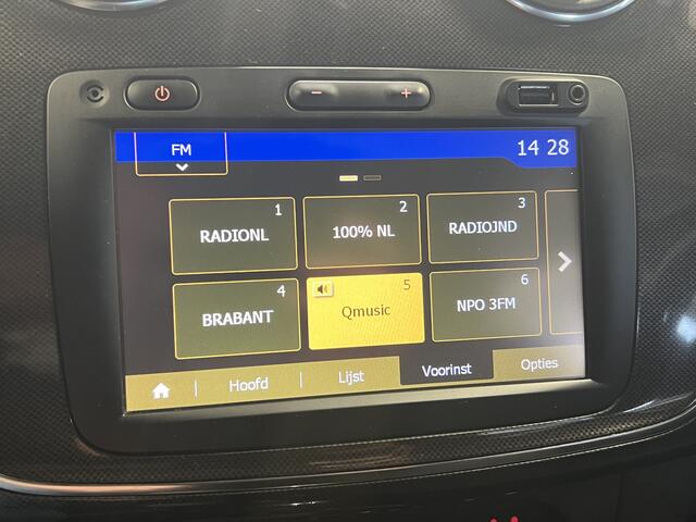 Dacia SANDERO 0.9 TCe Laureate | Navigatie | LM Velgen 15" | Airco | Radio/CD/MP3 | Elektrische Ramen Voor |