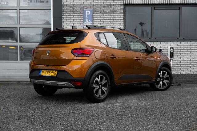 Dacia SANDERO Stepway 1.0 TCe 100 Bi-Fuel Comfort | Dode hoek sensoren | LM Velgen | NAVI | Camera achter | | incl. Bovag rijklaarpakket met 12 maanden garantie |.