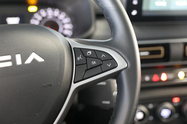Dacia SANDERO Stepway 1.1 TCe 110 Extreme | Cruise | Camera | Navi