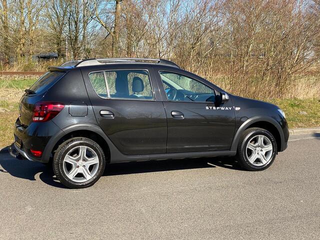 Dacia SANDERO 0.9 TCe Stepway 11-'18 Airco Navi 48dkm 12 mnd Garantie!!