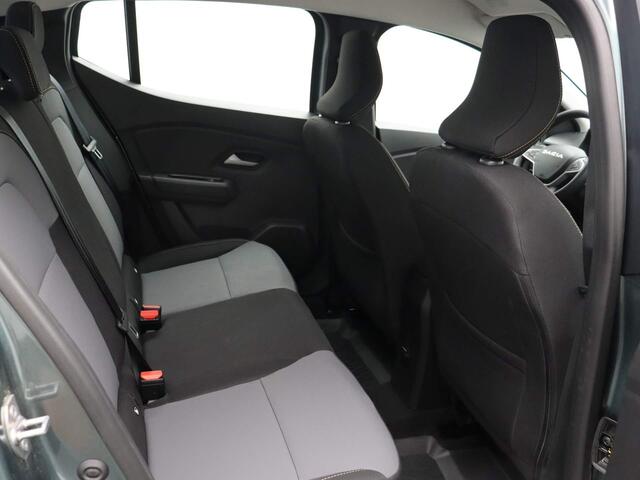 Dacia SANDERO Stepway 1.1 TCe 110pk Extreme | Stoelverwarming | Navigatie | Auto. parkeerrem | Blind spot warning |