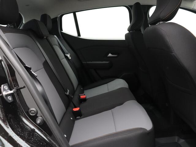 Dacia SANDERO Stepway 1.1 TCe 110pk Extreme | Blind spot warning | Elek. parkeerrem | Navigatie | Parkeersensoren voor/achter |
