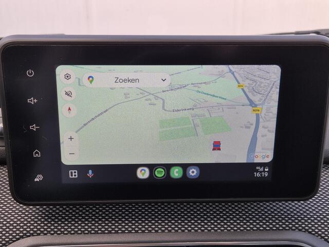 Dacia SANDERO Stepway 1.0 TCe 90 Comfort Handgeschakeld / Pack Easy / Navigatie via Apple Carplay of Android Auto / Trekgewicht 1100 kg / Achteruitrijcamera / Keyless Entry/Start / Cruise control /