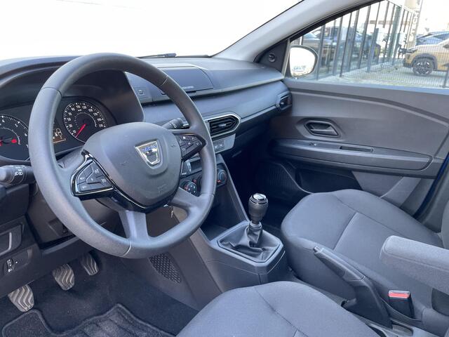 Dacia SANDERO 1.0 TCe 100 Bi-Fuel Essential / LPG / Trekhaak / Airco / Cruise-control /