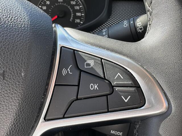Dacia SANDERO Stepway 1.0 TCe 90 Comfort Automaat, slechts 66463 KM!