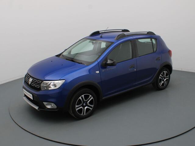 Dacia SANDERO TCe 100pk Bi-Fuel Stepway Serie Limitee 15th Anniv. Camera | Climate | Cruise | Navi | Parkeersens. achter