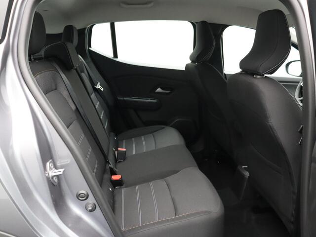 Dacia SANDERO Stepway TCe 110pk Expression | Blind spot warning | Achteruitrijcamera | Parkeersensoren voor/achter |