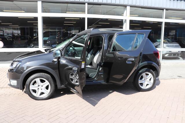 Dacia SANDERO 0.9 TCe Easy-R Stepway Lauréate Automaat