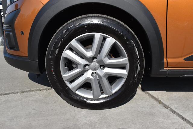 Dacia SANDERO TCe 90 Expression | AUTOMAAT | TREKHAAK | CAMERA | STOELVERWARMING | NAVI | APPLECARPLAY/ANDROIDAUTO | CRUISE CONTROL | CLIMATE CONTROL | PDC