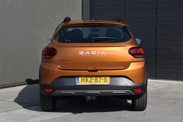 Dacia SANDERO TCe 90 Expression | AUTOMAAT | TREKHAAK | CAMERA | STOELVERWARMING | NAVI | APPLECARPLAY/ANDROIDAUTO | CRUISE CONTROL | CLIMATE CONTROL | PDC