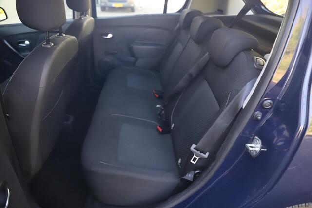 Dacia SANDERO 1.0 SCe Laureate Airco Cruise Control Radio Bluetooth Elektrische Ramen