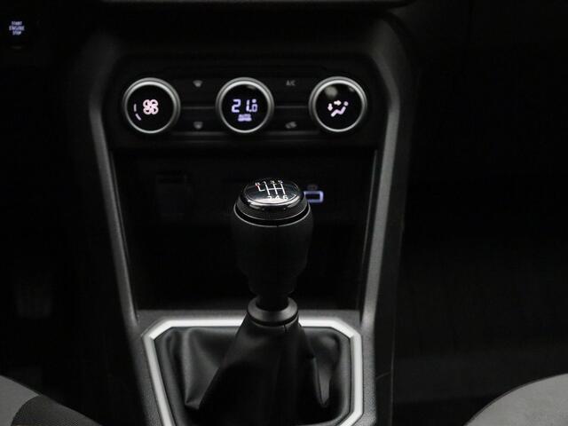 Dacia SANDERO Stepway 1.0 TCe 100Pk ECO-G Extreme LPG | Navigatie | Climate Control | Cruise Control | Parkeersensoren Voor & Achter incl. Camera | Apple Carplay/Android Auto | Dodehoek Detectie | Armsteun |