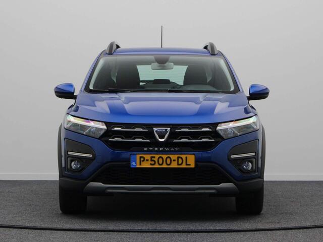 Dacia SANDERO Stepway TCe 100pk Bi-Fuel Comfort | Climate control | Trekhaak | Parkeersensoren voor/achter | Achteruitrijcamera | Keyless entry |