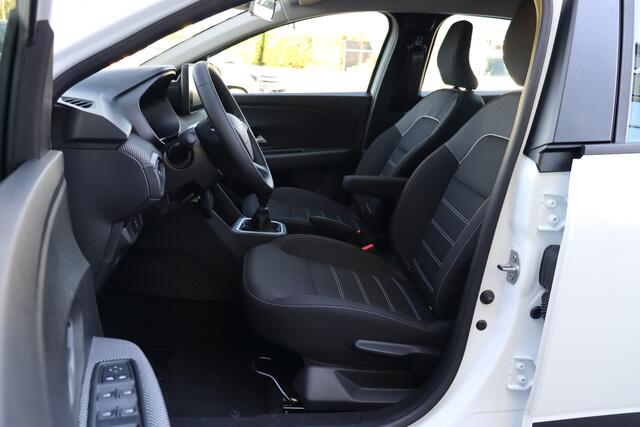 Dacia SANDERO Stepway 1.1 TCe 110 Expression | Nieuw uit voorraad | Airco | Camera | Cruise Control | Apple Carplay-/Android Auto