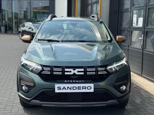 Dacia SANDERO Stepway 1.0 TCe 90 Extreme CVT Camera Automaat 8.000 km