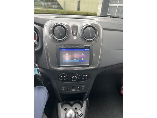 Dacia SANDERO 0.9 TCe Tech Road | airco | navigatie | trekhaak | incl. Bovag rijklaarpakket met 12 maanden garantie |