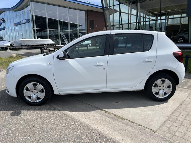 Dacia SANDERO 1.0 SCe Laureate / Apple Carplay - Android Auto / Airco / Navi / Elek Spiegels / Armsteun /