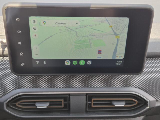 Dacia SANDERO Stepway 1.0 TCe 90 Expression Handgeschakeld / Pack Assist / Navigatie via Apple Carplay of Android Auto / Airco / Stoelverwarming / Cruise control / Achteruitrijcamera / Trekgewicht 1100 kg /