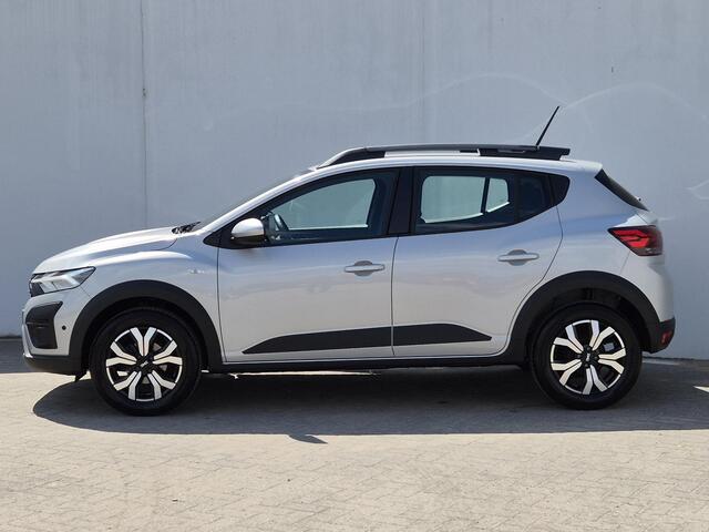 Dacia SANDERO Stepway 1.0 TCe 90 Expression Handgeschakeld / Pack Assist / Navigatie via Apple Carplay of Android Auto / Airco / Stoelverwarming / Cruise control / Achteruitrijcamera / Trekgewicht 1100 kg /