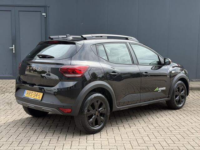 Dacia SANDERO Stepway TCe 110PK Extreme / Stoelverwarming / Apple Carplay / Navigatie / Achteruitrijcamera / Cruise Control / Dodehoek Detectie