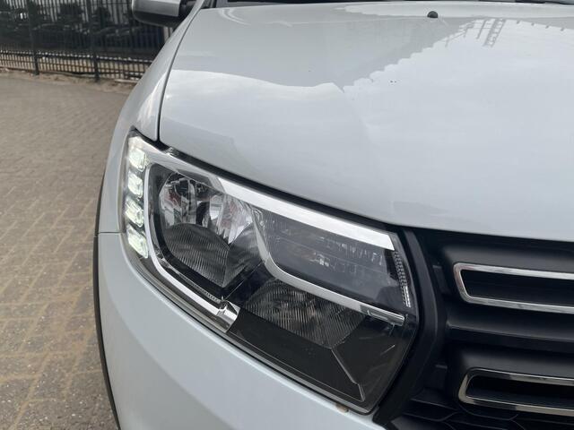 Dacia SANDERO 0.9 TCe SL Stepway / AUTOMAAT / AIRCO / CAMERA / PARKEERSENSOREN / TREKHAAK
