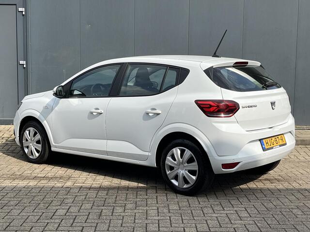 Dacia SANDERO 1.0 TCe 90 Comfort Automaat / Navigatie via Apple Carplay of Android Auto / Cruise control / Airco / Trekgewicht 1100 kg / Apple Carplat Android Auto /
