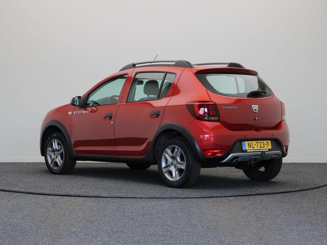 Dacia SANDERO TCe 90pk Bi-Fuel Serie Limiteé Stepway | Trekhaak | Parkeersensoren | Navi | Airco | Cruise |