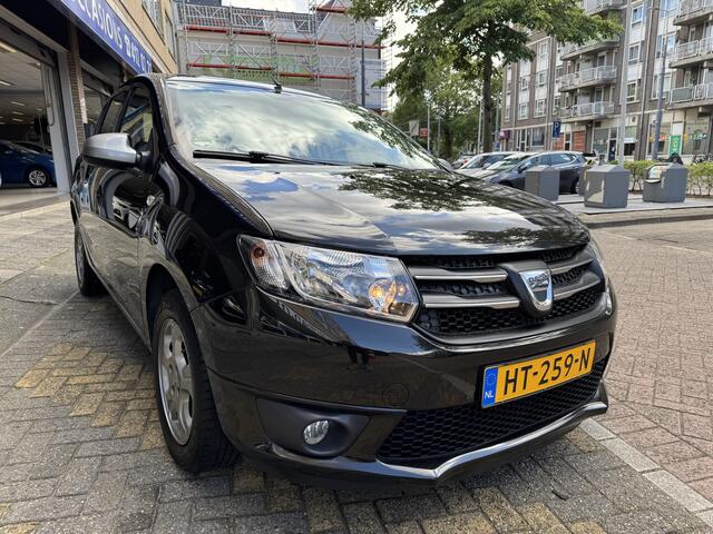 Dacia SANDERO 0.9 TCe 10th Anniversary | Airco | Cruise Control | Lichtmetalen velgen | Nap | Zeer nette auto! |